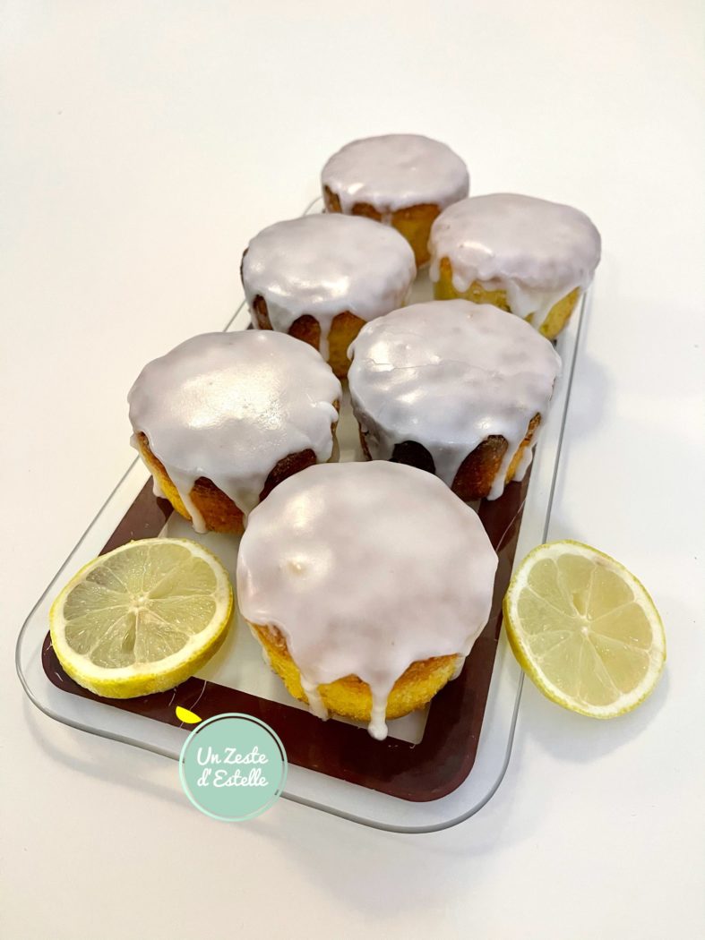 Voilà ! Vos mini cakes au citron sans gluten sont prêts à être dégustés ! 