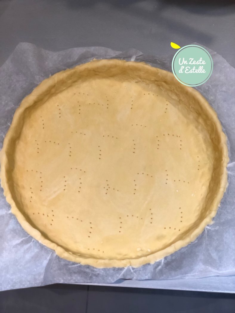 La pâte de la quiche est prête à être garnie !